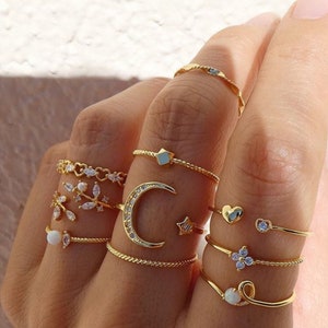 10 piece Moon Star Gold Ring Set